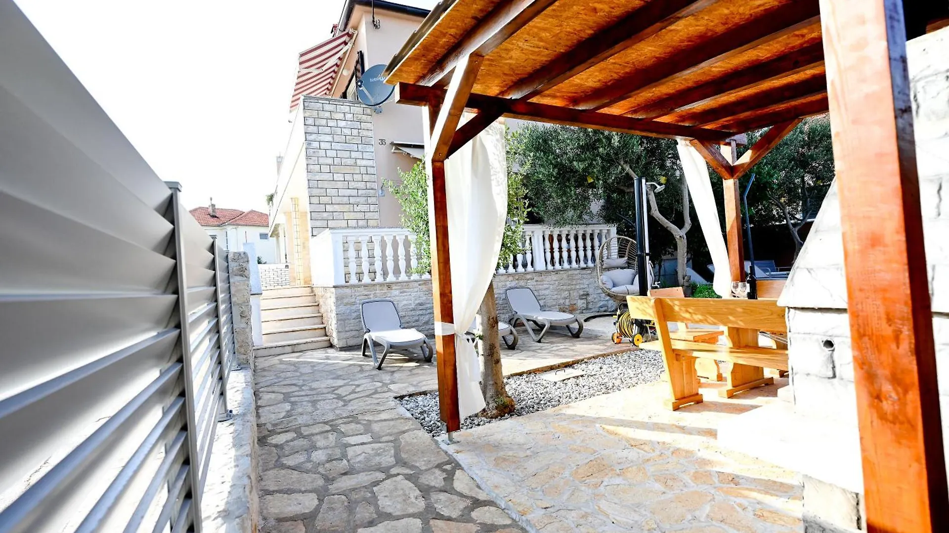 Brane Apartments With Swimming Pool Zadar