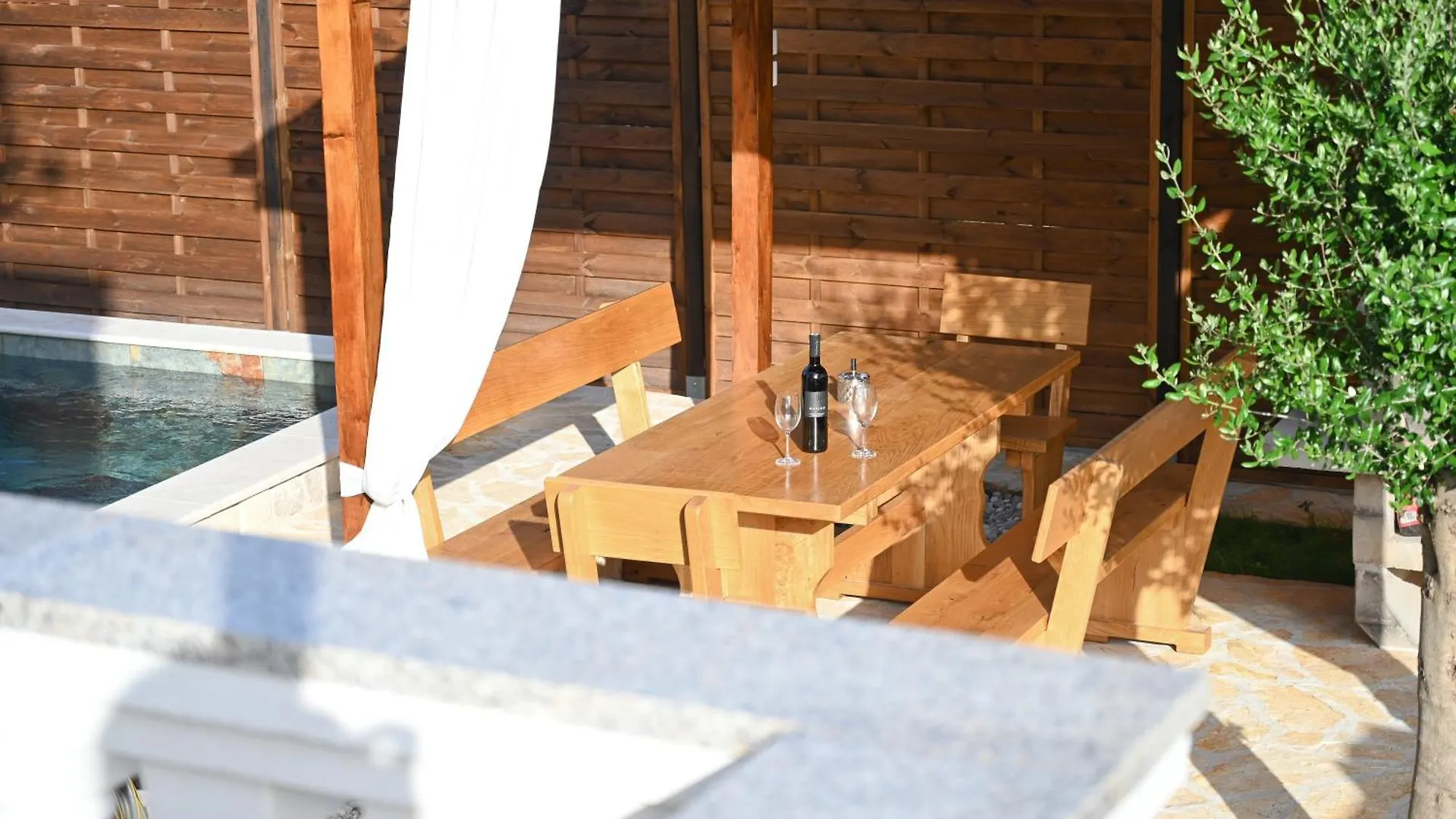 Brane Apartments With Swimming Pool Zadar