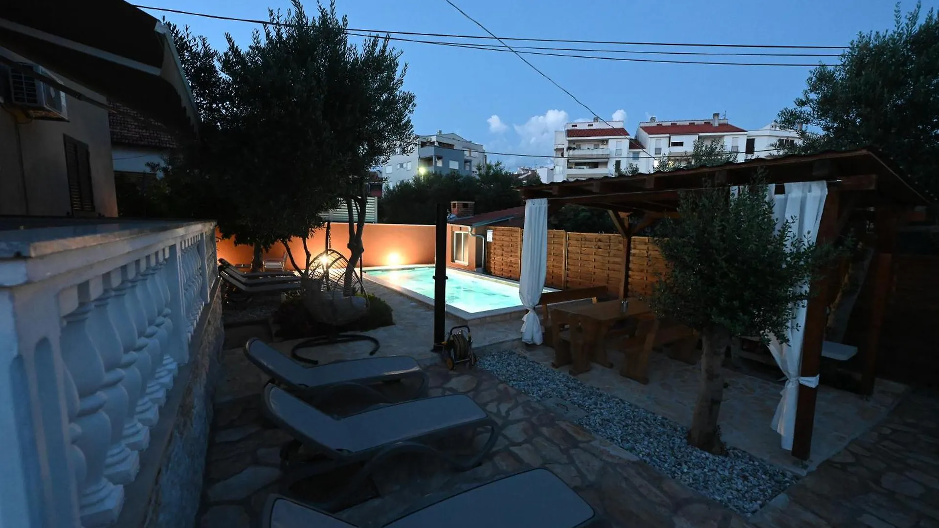 Brane Apartments With Swimming Pool Zadar