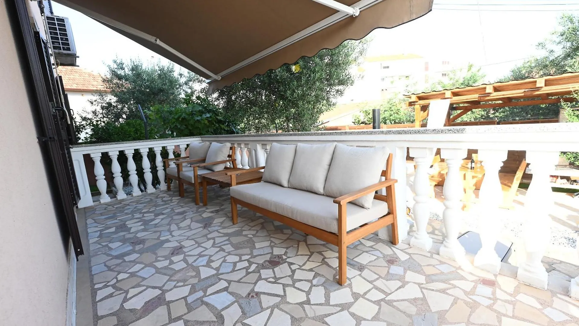 Brane Apartments With Swimming Pool Zadar Croatia