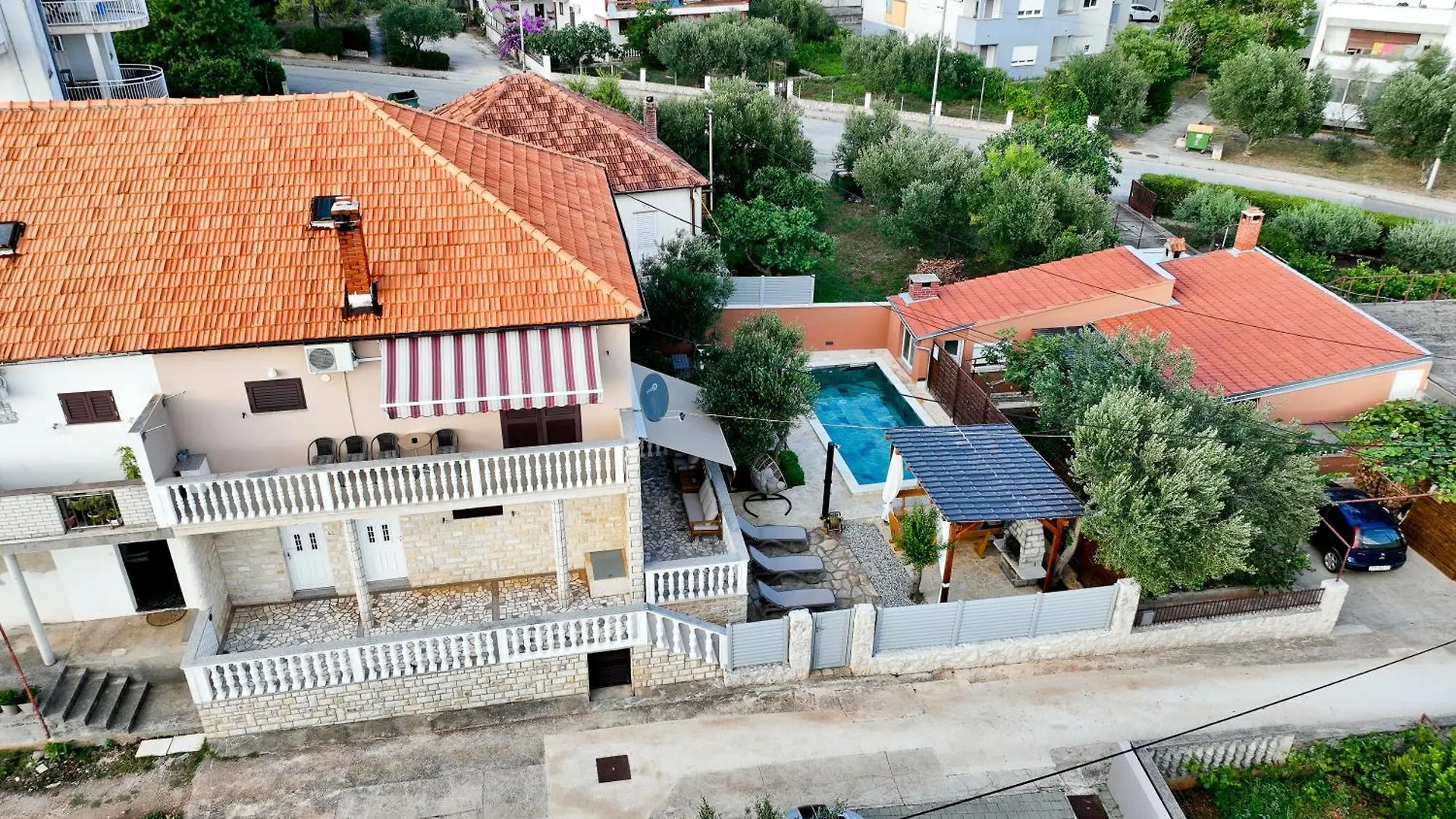 Brane Apartments With Swimming Pool Zadar Croatia