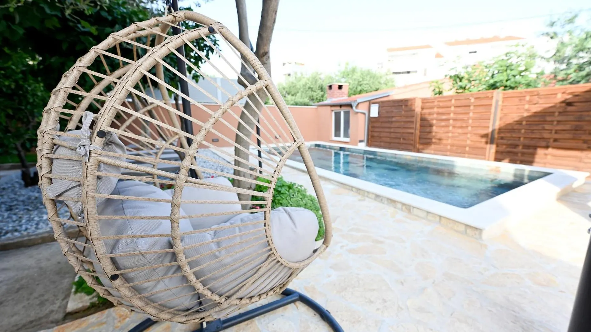 Brane Apartments With Swimming Pool Zadar Croatia